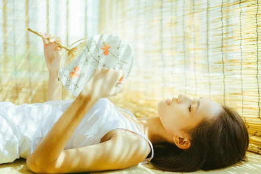 这样回你消息的人，心里早就没你了