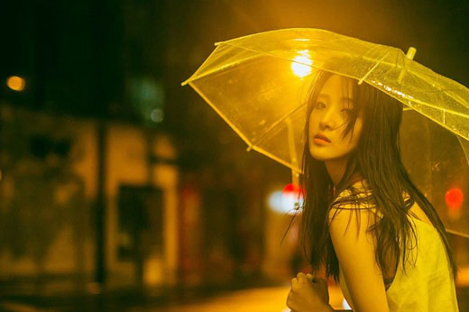 我的心在他的拳头下碎了