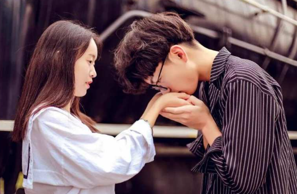 怎么挽留一个对你失望的女生 挽回女友的正确方式大全68591