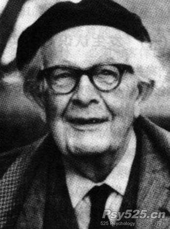 让·皮亚杰(Jean Piaget，1896-1980)，瑞士心理学家，发生认识论创始人。1918年获得瑞士纳沙特尔大学博士学位，论文题目为《阿尔卑斯山的软体动物》。皮亚杰于1921年任日内瓦大学卢梭学院实验室主任，1924年起任日内瓦大学教授。先后当选为瑞士心理学会、法语国家心理科学联合会主席，1954年任第14届国际心理科学联合会主席。此外，皮亚杰还长期担任联合国教科文组织领导下的国际教育局局长和联合国教科文组织助理干事之职。皮亚杰还是多国著名大学的名誉博士或名誉教授。