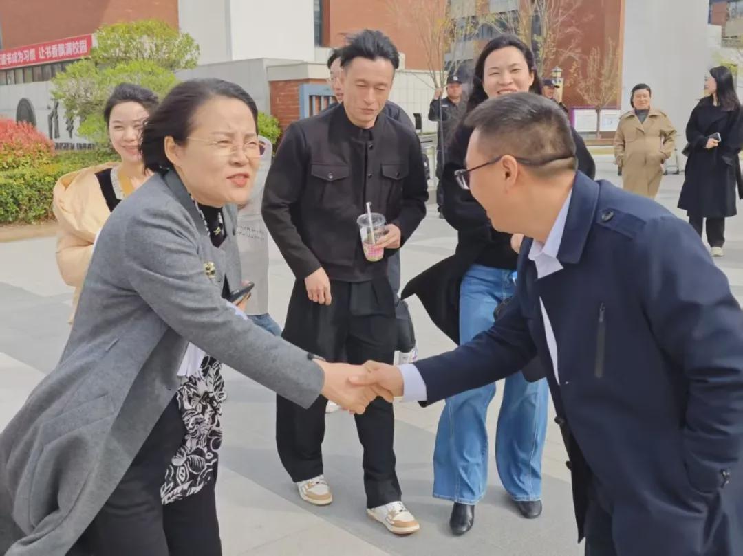 程士钊院长为清华附小进行家长讲座活动