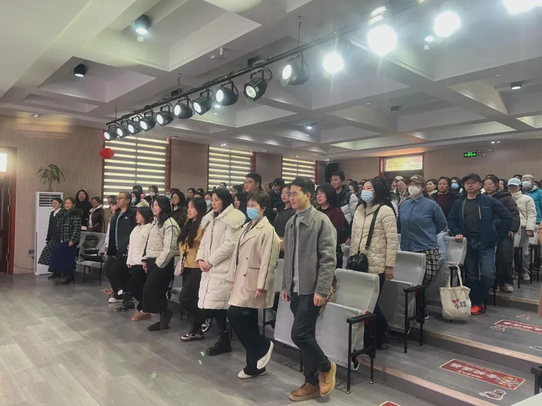 读懂孩子的心——家长讲座现场