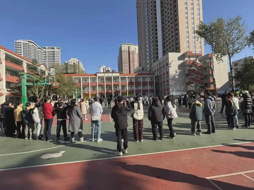 用心沟通，让爱流动——亲子沙龙温情时刻